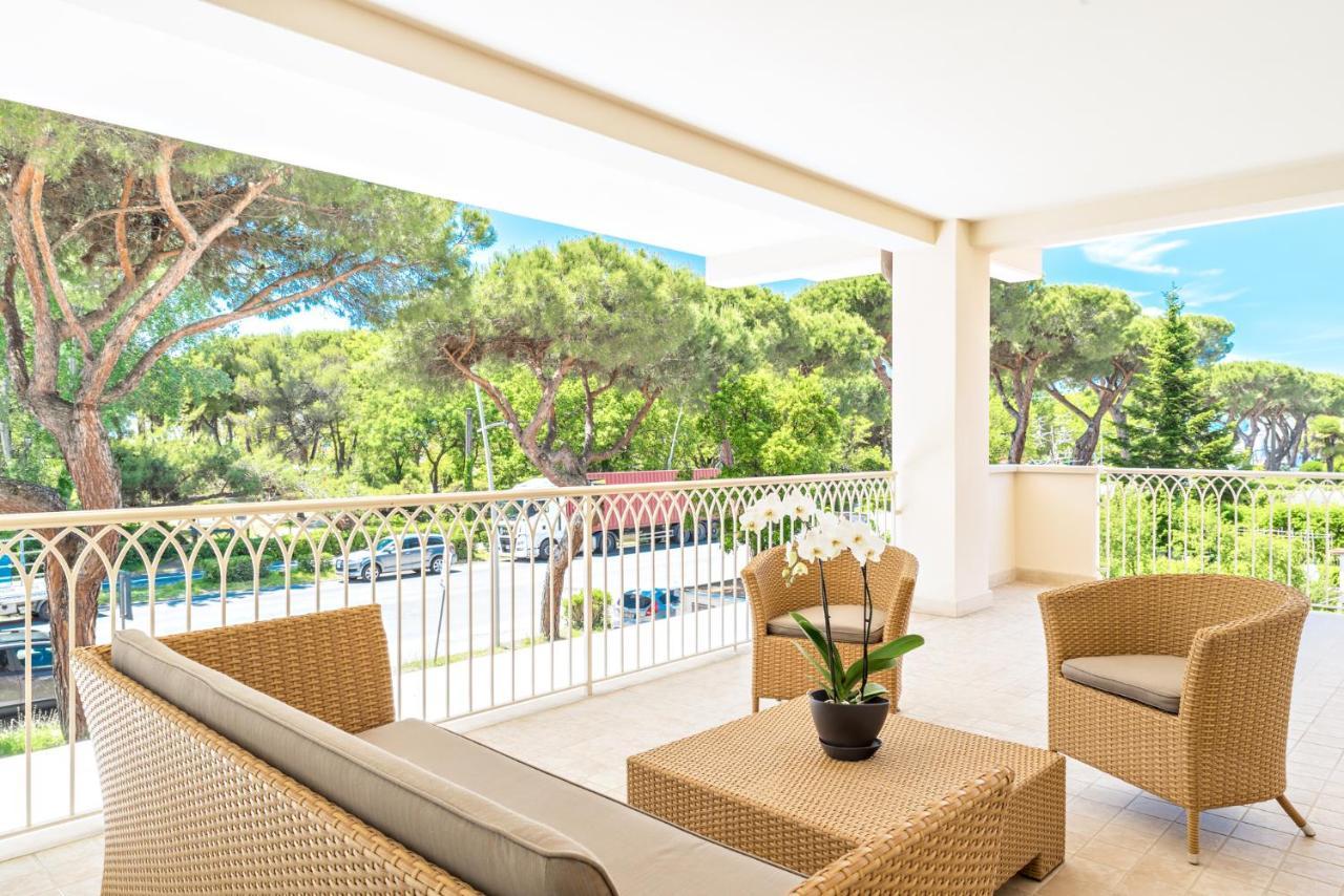 Hotel & Residence Exclusive Marina Di Carrara Exterior photo